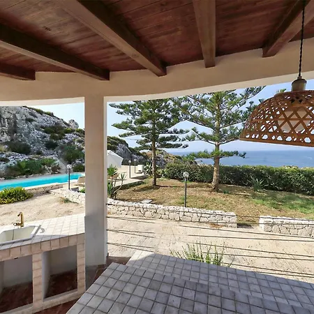 Casa vacanze Cozy In Siracusa With Kitchen